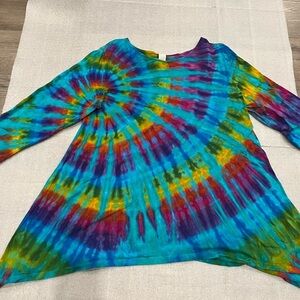 [Tag Size: L]Dharma Trading Tie Dye Asymmetrical Hem Crew L/Sleeve Shirt